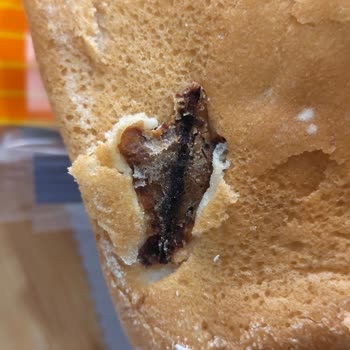 Şok Kadıköy Mağazasında UNO Super Sandviç Paketi İçinde Yabancı Madde
