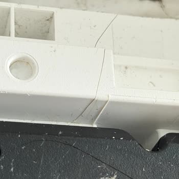 Roborock S8 Pro’da Çatlak Ve Su Haznesi Kırıldı, Tam İade Talebi