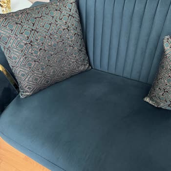 Mondi Home Perissa Koltuk Takımında Renk Solması Ve Deformasyon, İletişime Cevap Yok