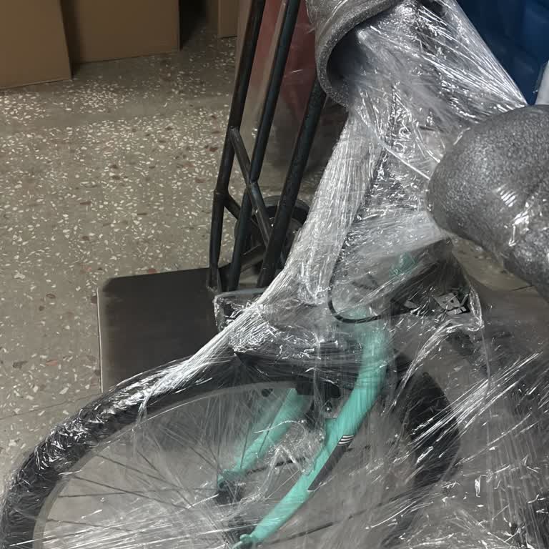 AB-Store’dan Satın Alınan Kadın Bisikletinde Sepet Parçaları Eksik Ve Çözüm Sağlanamadı