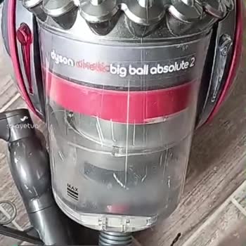 Dyson Sert Zemin Başlığı Bağlantı Noktası Üretim Hatası