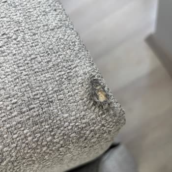 Mondi Home Cevizli Şubesinde Yırtık Koltuk Teslimatı Ve İade Talebi
