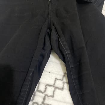 Levi’s Skinny Fit Kadın Jean Pantolonunda Yıkama Sonrası Aşırı Ağarma Ve İncelme Şikayeti