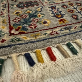 Halı Yıkama Hizmetinde Leke Ve Renk Solması, Firma Yetkilisinin Saygısız Davranışı