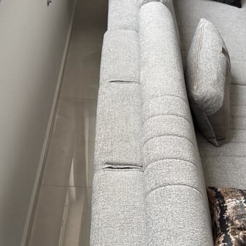 Bellona’da Koltuk Takımının Kumaş Ve İşçilik Kusurları Ve Servis İlgisizliği