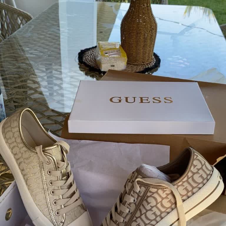 Guess Uygulamasında Yanlış Renkli Ayakkabı Gönderimi Ve Çözüm Talebi