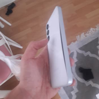 Samsung A35 Batarya Şişmesi Ve Güvenlik Riski Ücretsiz Değişim Talebi