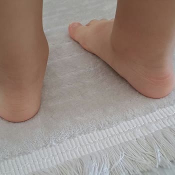 Vicco Ayakkabısının Sert Kalıbı Ve Hatalı Dikişi Çocuğunun Ayağını Yaraladı
