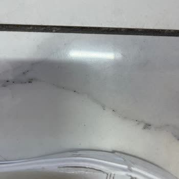 Kısa Sürede Yırtılan Spor Ayakkabıda Üretim Hatası İddiası Ve Mağduriyet