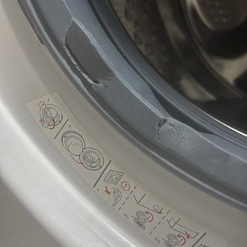 Beko Çamaşır Makinesinde Körük Lastiği Yırtılması Garanti Kapsamında Değişim Reddedildi