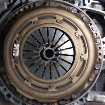 Ford Courier Volan Ve Debriyaj Arızası Garanti Kapsamı Dışında Çıktı Ücretsiz Onarım Talebi