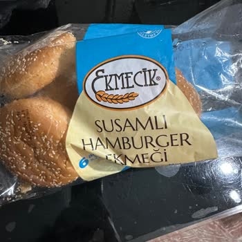 Denizli BİM’de Satın Alınan Hamburger Ekmeğinde Kocaman Siyah Böcek Tespit Edildi
