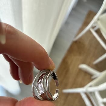 Grazia Şubesinde Yanıltıcı Malzeme Bilgisi Ve Erken Aşınma Şikayeti