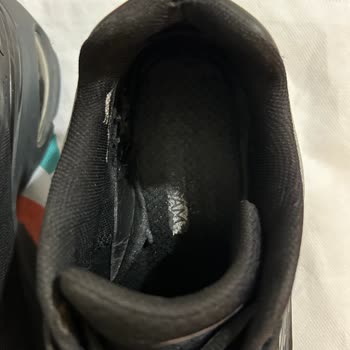 Skechers Erkek Spor Ayakkabısının 6 Ayda Garanti Kapsamındaki Deformasyon Ve Reddedilen Talep