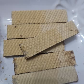Eti Hoşbeş Gofretlerinde Tat Tutarsızlığı Ve Bayatlık Şikayeti