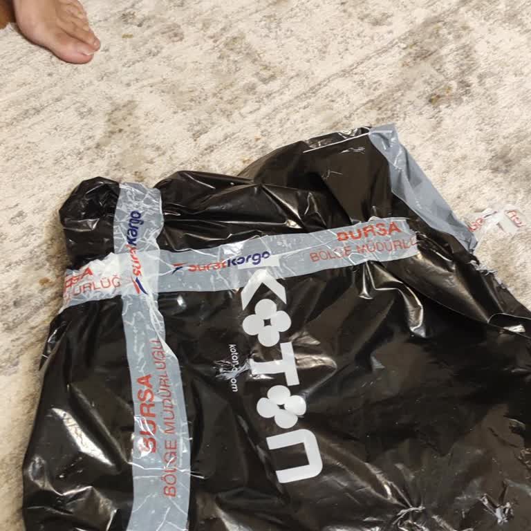 Koton Siparişimde Eksik Ürün Teslimatı Ve Sürat Kargo İletişim Sorunu