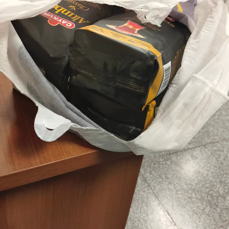 Getir'de 5 Çaykur Paketi Eksik, İade Talebi