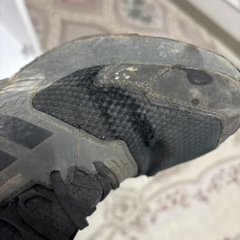 Adidas Terrex Tracefinder Model Ayakkabının Kısa Sürede Deforme Olması Ve İnceleme Taleplerinin Reddedilmesi