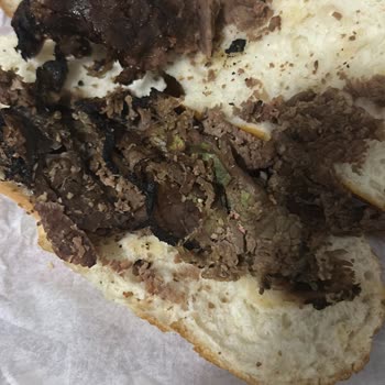 Arby's Cennet Şubesinde Bozulmuş Biftek Sandviç Ve Acı Patates Şikayeti