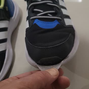 Adidas Çocuk Ayakkabısında Kısa Sürede Deformasyon Ve Ücret İadesi Talebi