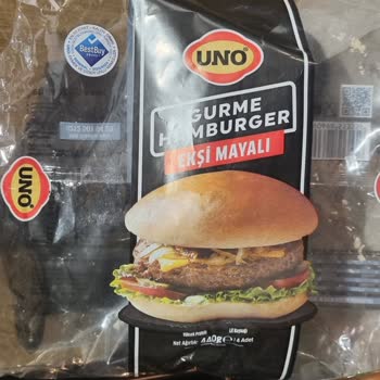 Son Kullanma Tarihi Geçmemiş UNO Gurme Hamburger'da Küflü Ekmek