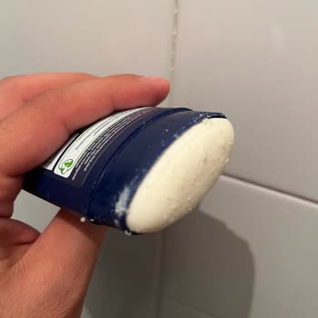 Nivea Men Derma Control Clinical Ürünün Parçalı Çubuğu Ve Güven Sorunu