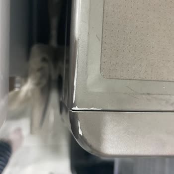 Servis Sonrası Çamaşır Makinemde Çizik, Boya Kaybı Ve Yan Panel Hasarı, Yeni Ürün Talebi