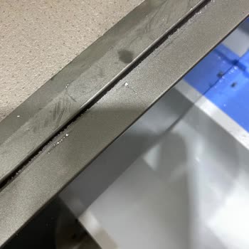 Servis Sonrası Çamaşır Makinemde Çizik, Boya Kaybı Ve Yan Panel Hasarı, Yeni Ürün Talebi