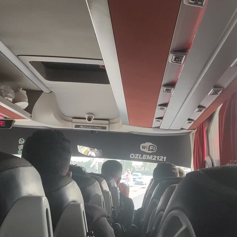 Özlem Diyarbakır Peron Karmaşası Ve Otobüs Değişiklikleriyle Yaşanan Mağduriyet