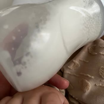 Aptamil Pronutra Bebek Mamasında Yoğun Köpürme Ve Gaz Problemi
