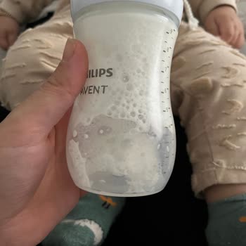 Aptamil Pronutra Bebek Mamasında Yoğun Köpürme Ve Gaz Problemi