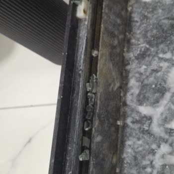 Aksigorta'dan Duşakabin Patlaması Sonrası Tam Yenileme Talebi