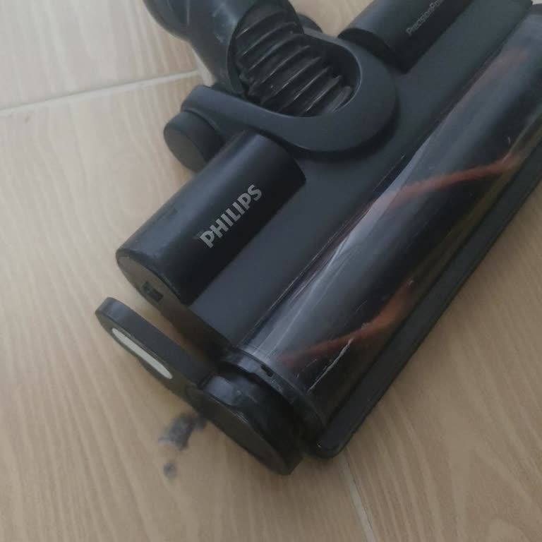 Garanti Kapsamındaki Philips Süpürge Başlık Parçası Değişimi İçin 3500 TL Ücret Talebi