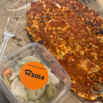 Lahmacun Siparişinde Yan Ürün Eksikliği Ve Çürük Yeşillik Şikayeti
