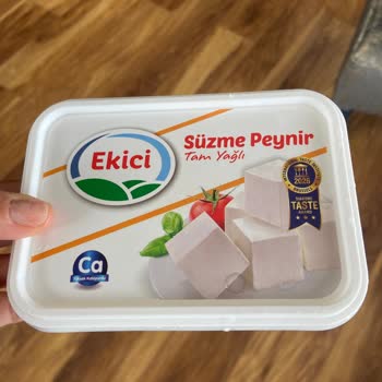 Ekici Tam Yağlı Süzme Peyniri Çamur Kıvamında, Sert İç Kısmı Ve İade Talebi