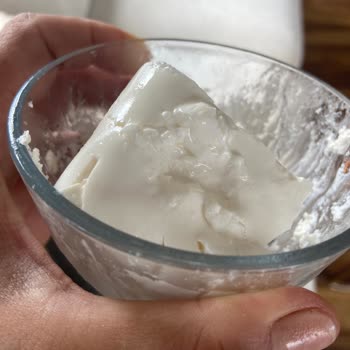 Ekici Tam Yağlı Süzme Peyniri Çamur Kıvamında, Sert İç Kısmı Ve İade Talebi