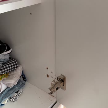 Adore Mobilya’nın Çocuk Gardırobunda Kapanmayan Kapak Ve Güvenlik Riski