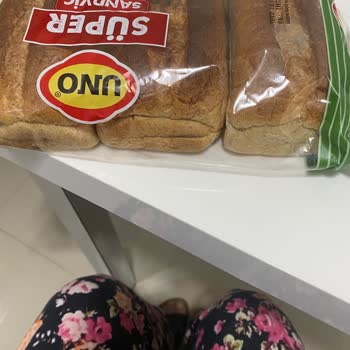 Migros’ta UNO Markalı Ekmekte Aşırı Küf, Çocuk Sağlığı Tehlikede
