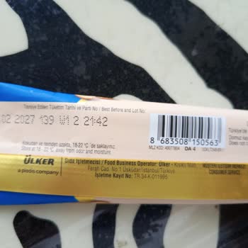 İzmir Migros Mağazasındaki Ülker Çikolatanın Yarı Eksik Çıkması