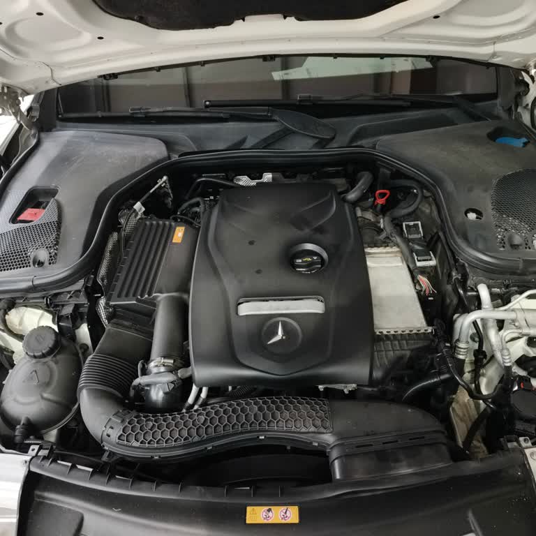 Ototrink Mercedes E180 Araçta Yanlış Yağ Kaçağı İddiası, Fiyat Bilgilendirme Eksikliği Ve Kötü Tavır