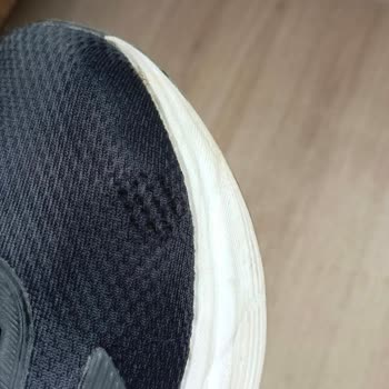Ayıplı Adidas Ayakkabıda Garanti Reddi Ve Mağaza Çalışanının Çözüm Sunmaması