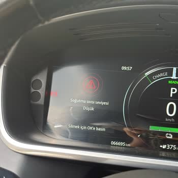 Jaguar I-PACE Hibrit Akü Ve Şarj Sorunları İçin 10.000 TL Ücret İadesi Talebi