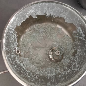 Korkmaz Tencerelerde Cam Kapakların Kendiliğinden Kırılması Ve Güvenlik Endişesi