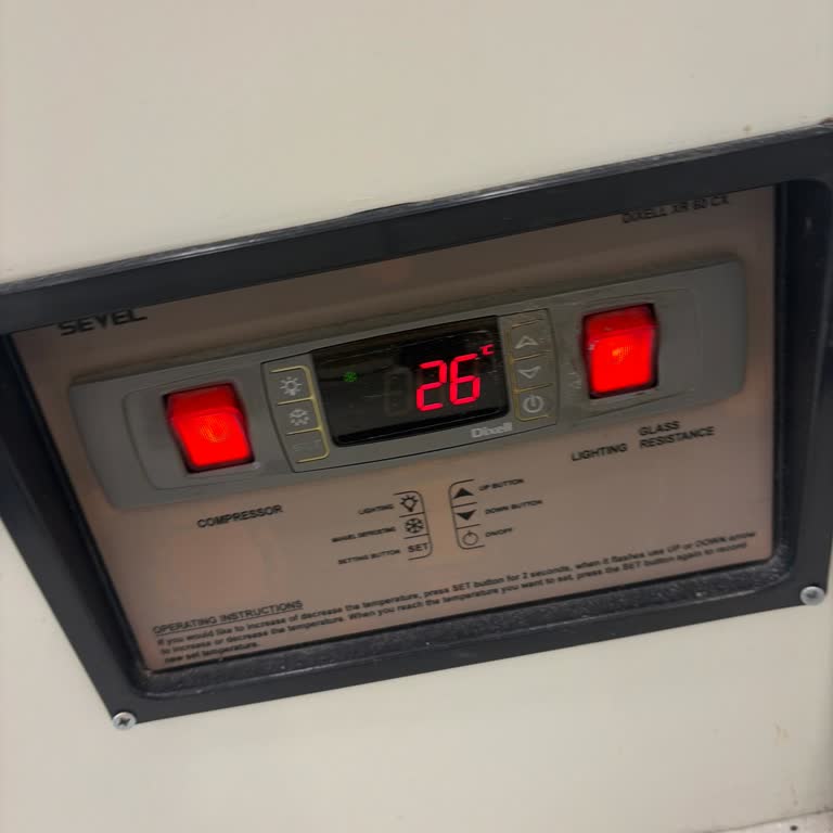 Sevel Çikolata Vitrini Sıcaklık Artışı Ve Yetersiz Servis Sorunu