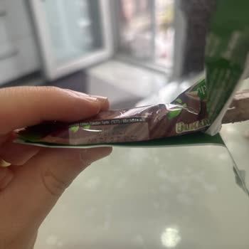Ülker Antep Fıstıklı Çikolatanın Beyazlaması Ve Lezzet Düşüşü