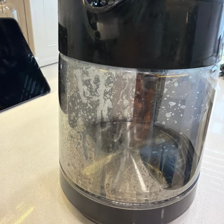 Karaca Robotea Pro 4 In 1 Cihazda Renk Soyulması Ve Garanti Parça Desteği Yok