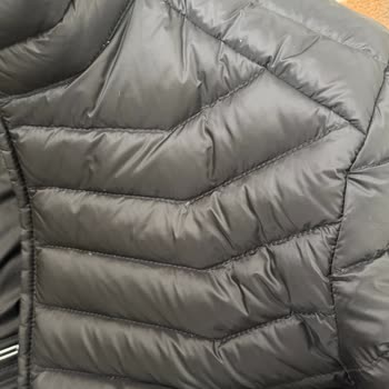 Lufian Montunda Aşırı Tüylenme Ve İletişim Eksikliği