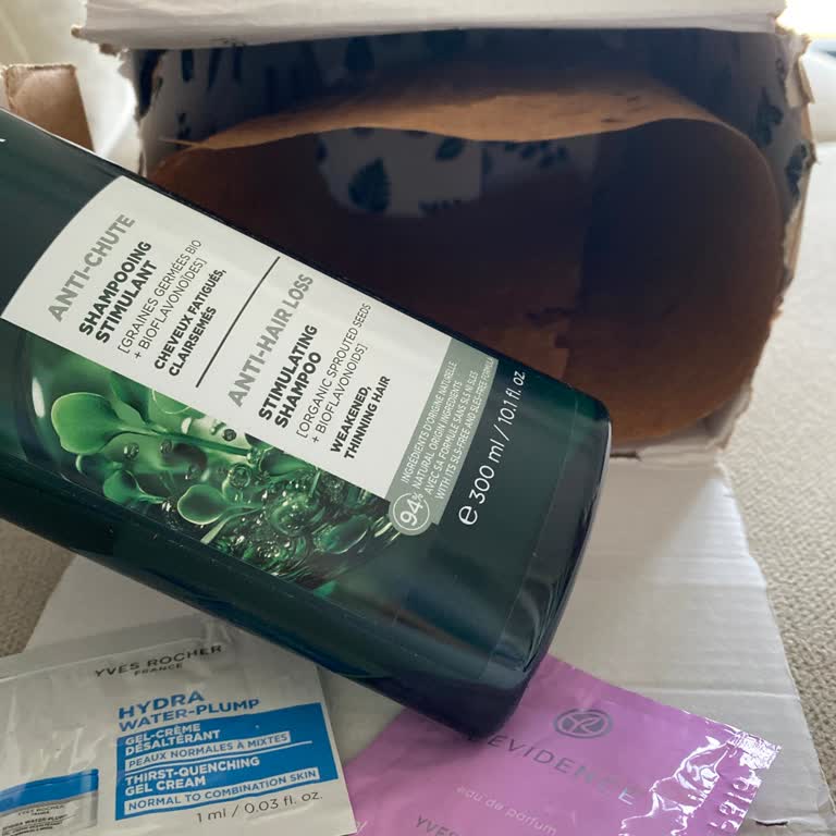 Yves Rocher Siparişindeki Hediye Şampuan Eksikliği Ve Müşteri Hizmetlerinin İlgisizliği