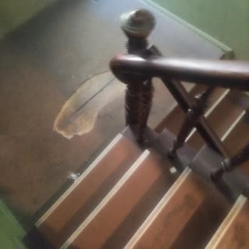 Tozlu Ve Bakımsız Hostel Odası İçin İade Talebi Ve Yanıtsız Müşteri Hizmetleri