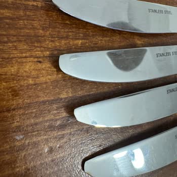 Paşabahçe Lizbon Tatlı Bıçak Setinde Üretim Hatası